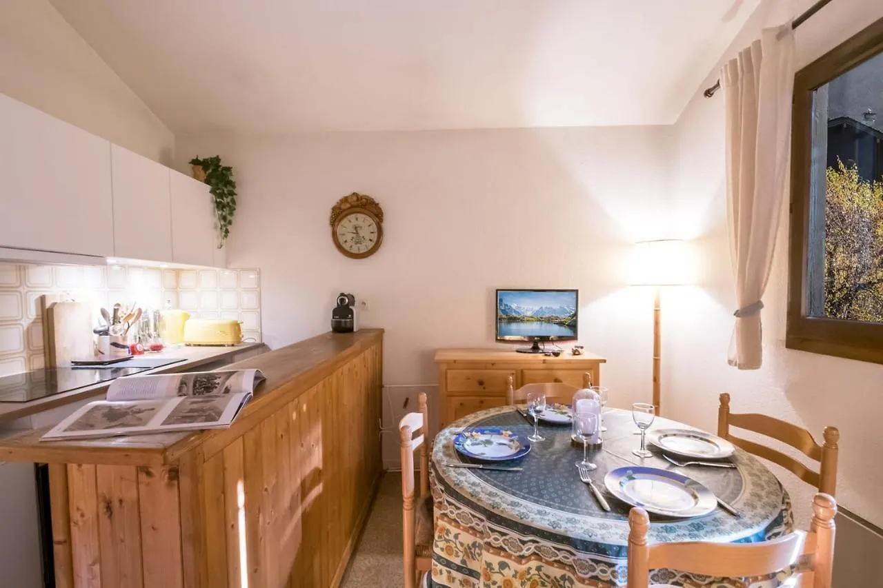 Charming Apartment In Praz De Chamonix 0*,